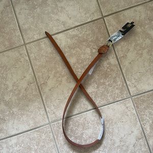 Frye leather belt. Size medium. Brand new. Brown.